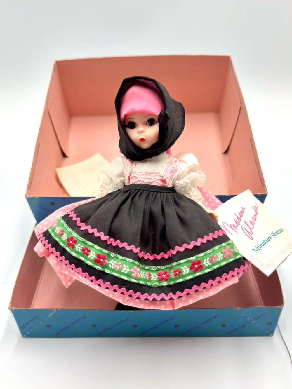 Madame Alexander doll, YUGOSLAVIA Model #589, International Collection in Box